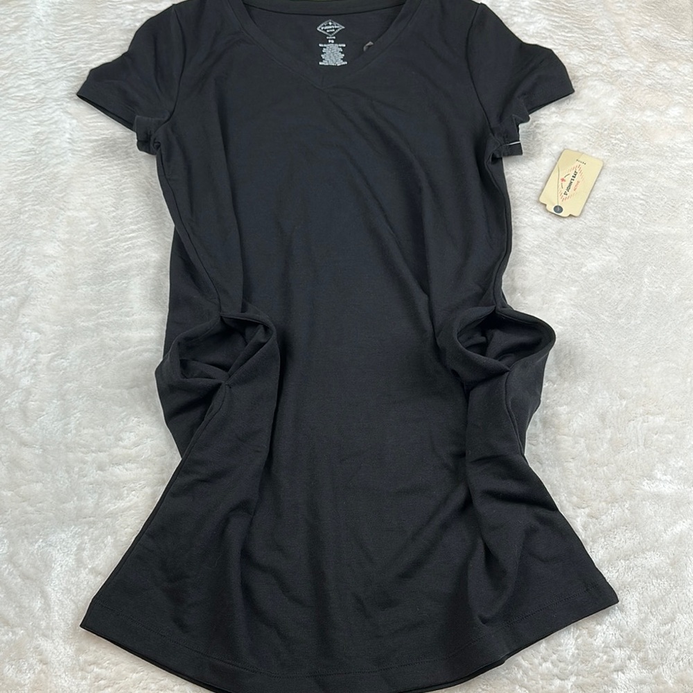 NWT St. John's Bay Black Fitted Short Sleeve T-Shirt (Long Shirt w/ Pockets) - Picture 7 of 8